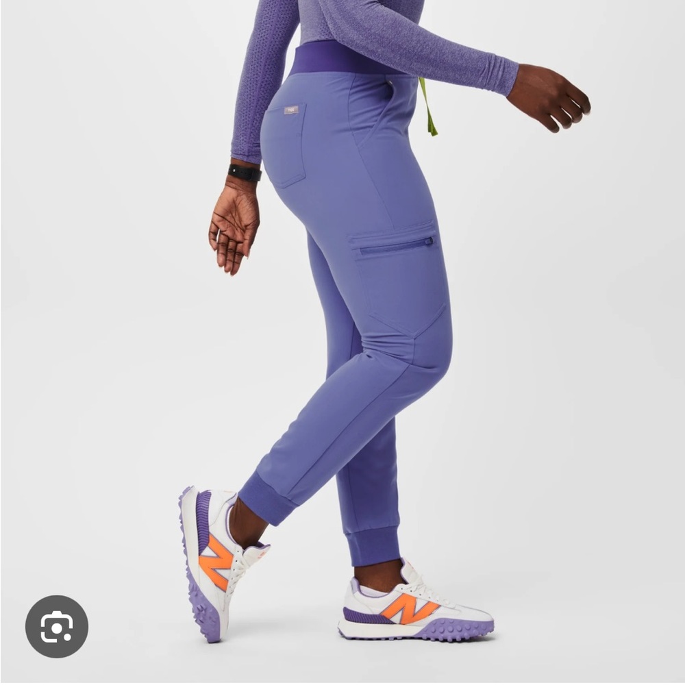 Figs blueberry Zamora joggers